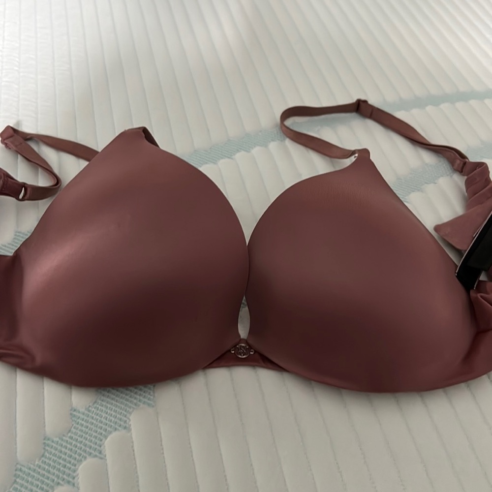 VS so obsessed bra adds 1 1/2 cup sizes